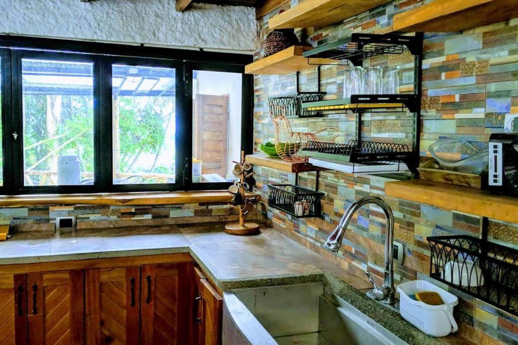El Encanto Mountain Cabin ซาเลนโต ภายนอก รูปภาพ