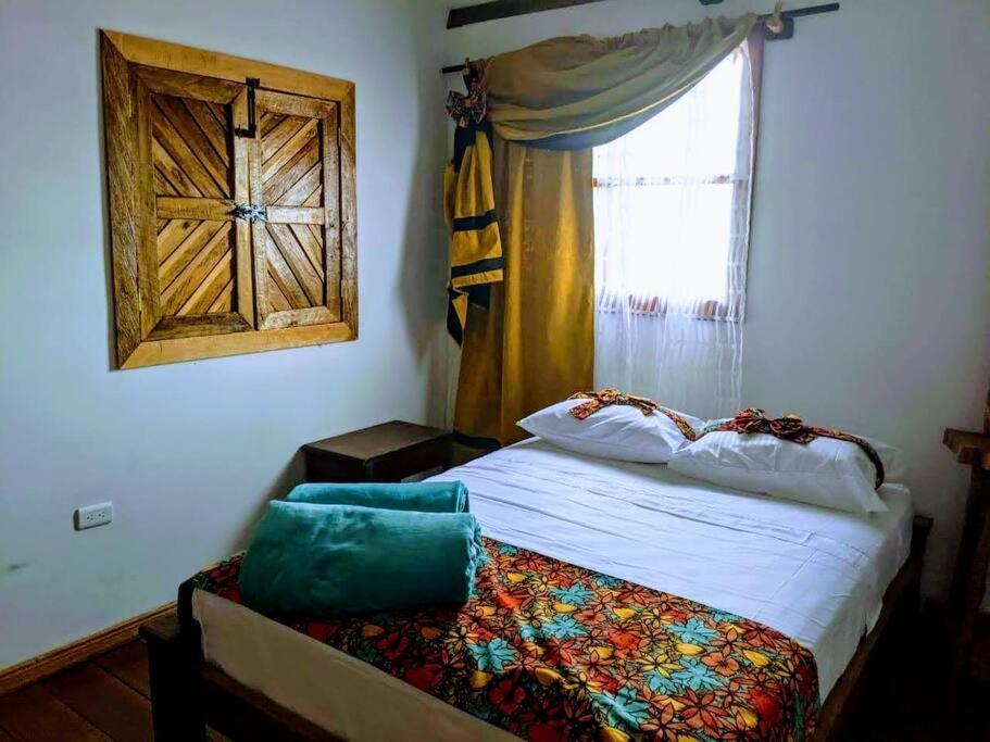 El Encanto Mountain Cabin ซาเลนโต ภายนอก รูปภาพ