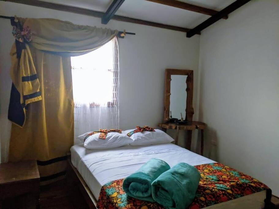 El Encanto Mountain Cabin ซาเลนโต ภายนอก รูปภาพ